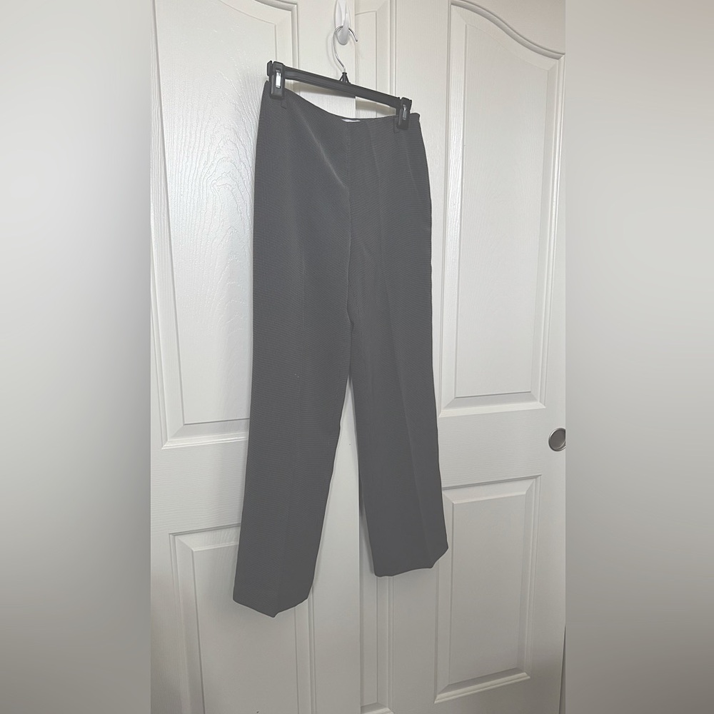 Ann Taylor Loft Women pants, fully lined, side zipper, work pants.Good condition